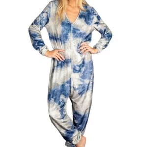 NWOT Natural Life Tye Die Plush One Piece Jumpsuit Pajamas Size XS (Oversized)